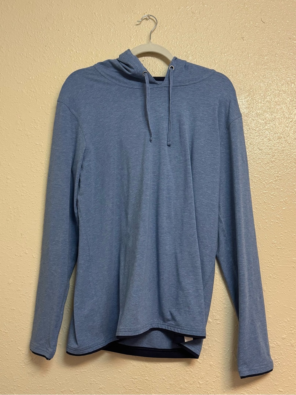 Coolibar Oasis Pullover Hoodie in Heather Blue